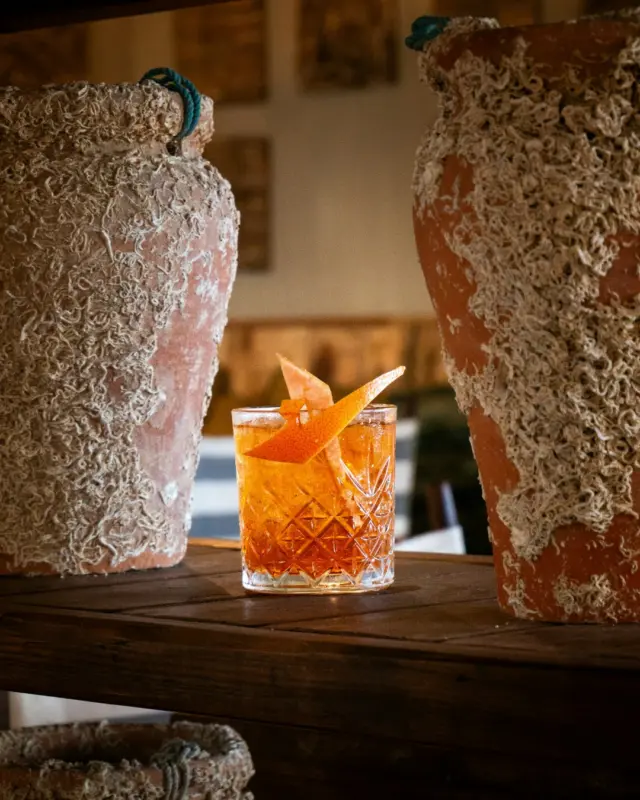 Meet us at the bar this weekend!
We'll handle the cocktails; you bring the company.

#DorsetFood #OldHarryRocks