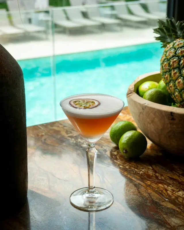 Crisp evenings. Cold cocktails. Good company.
Sounds like a pretty good October to us.

#DorsetFood #OldHarryRocks